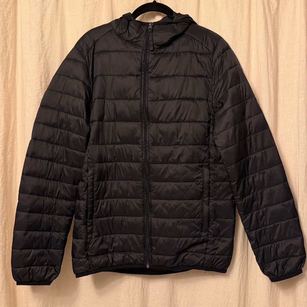 Amazon Essentials Puffer Jacket - Picture 5 of 9